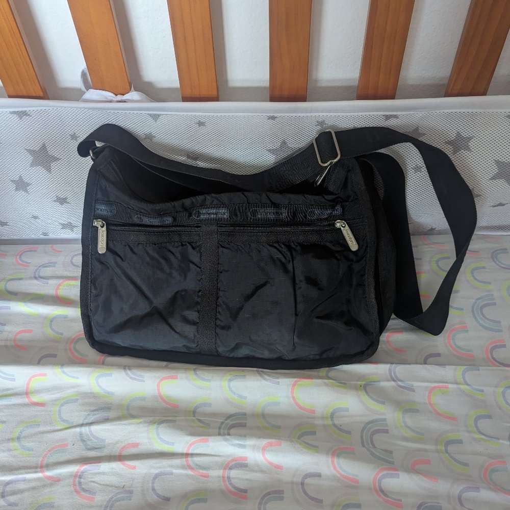 LeSportsac Bag LeSportsac Purse Deluxe Everyday Bag